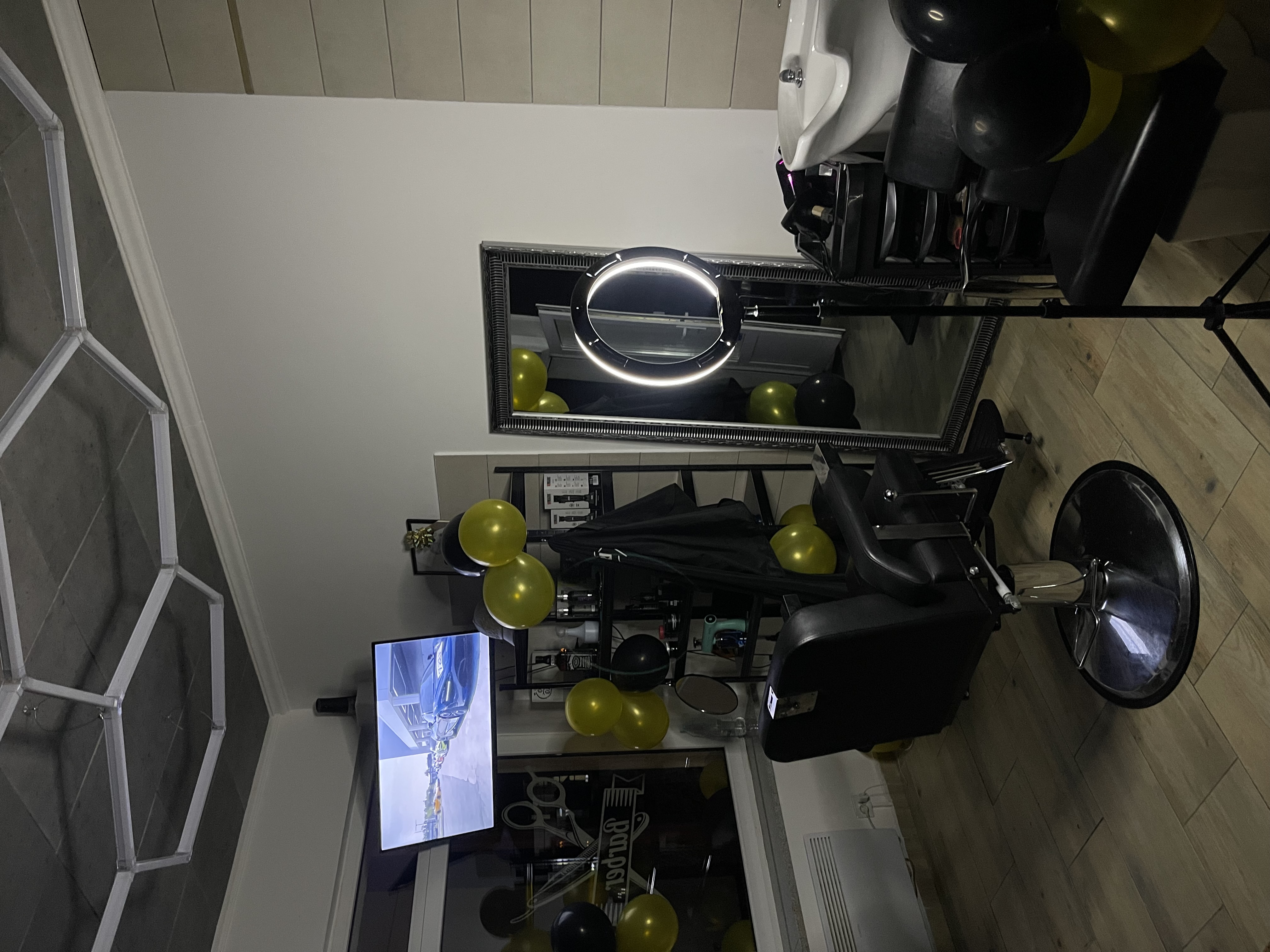Salon